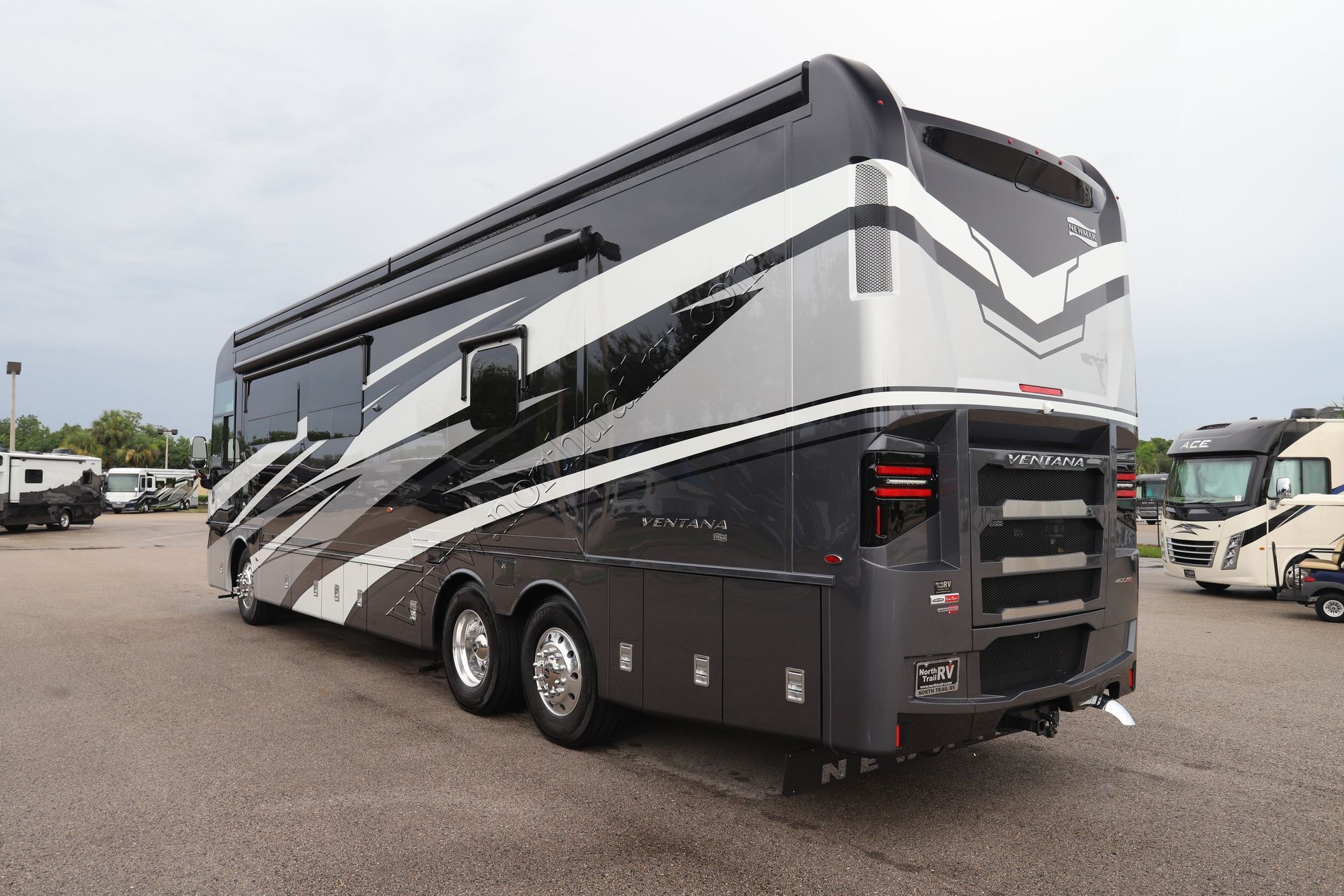 New 2026 Newmar Ventana 4037 Class A  For Sale