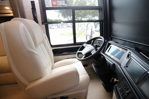 2026 Newmar Ventana 4037