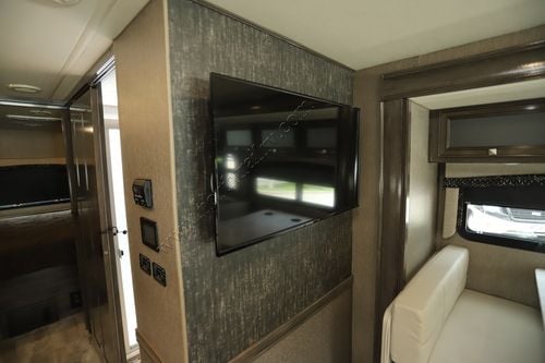 2021 Fleetwood Flair 35R