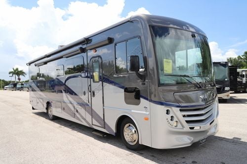 2021 Fleetwood Flair 35R