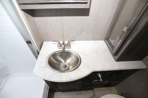 2021 Fleetwood Flair 35R