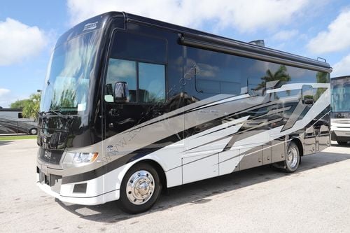 2025 Newmar Bay Star 3014