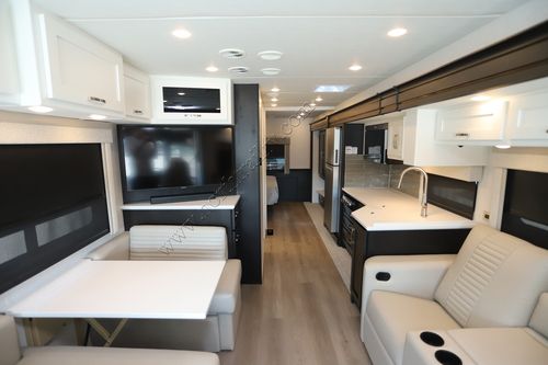2025 Newmar Bay Star 3014