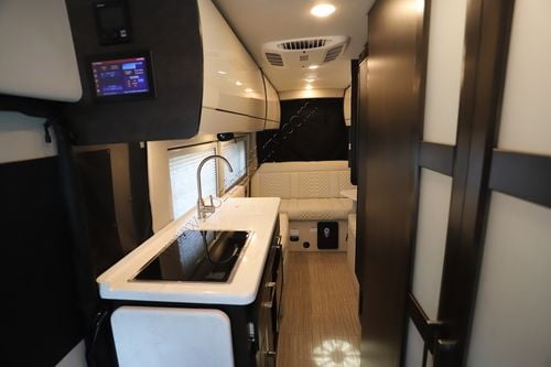 2025 Jayco Solstice 21B