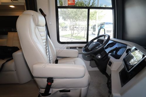 2025 Newmar Bay Star 3014
