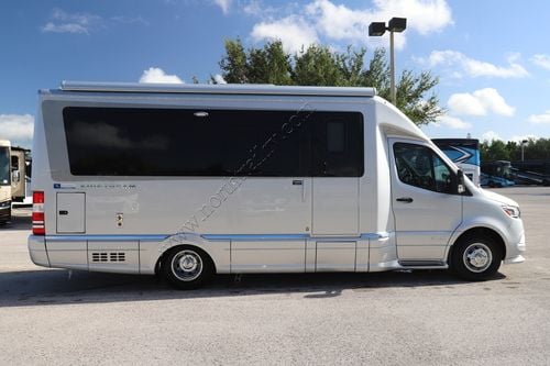 2026 Airstream Atlas Tommy Bahama