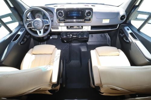 2026 Airstream Atlas Tommy Bahama