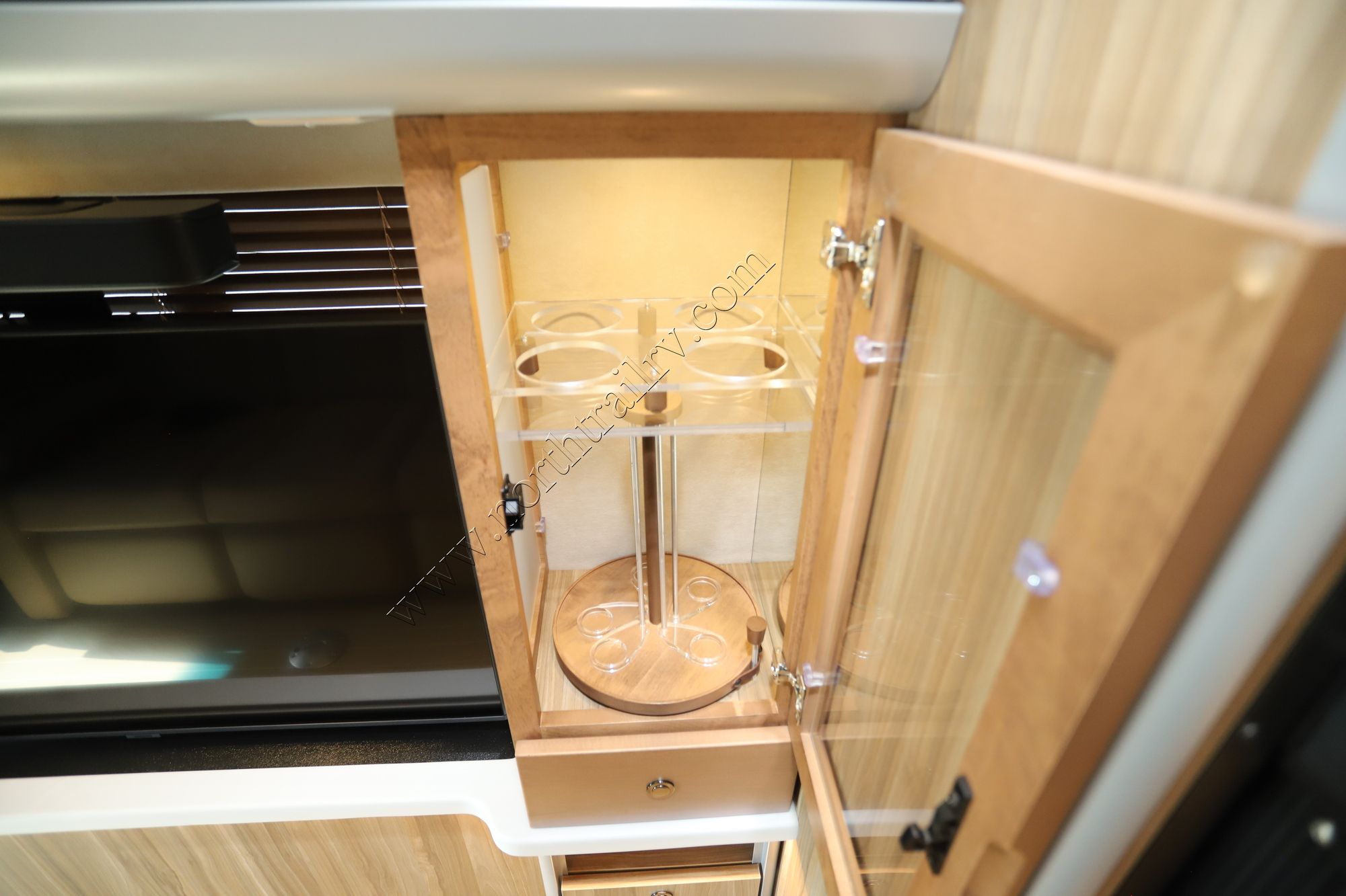 2026 Airstream Atlas Tommy Bahama Class C New  For Sale