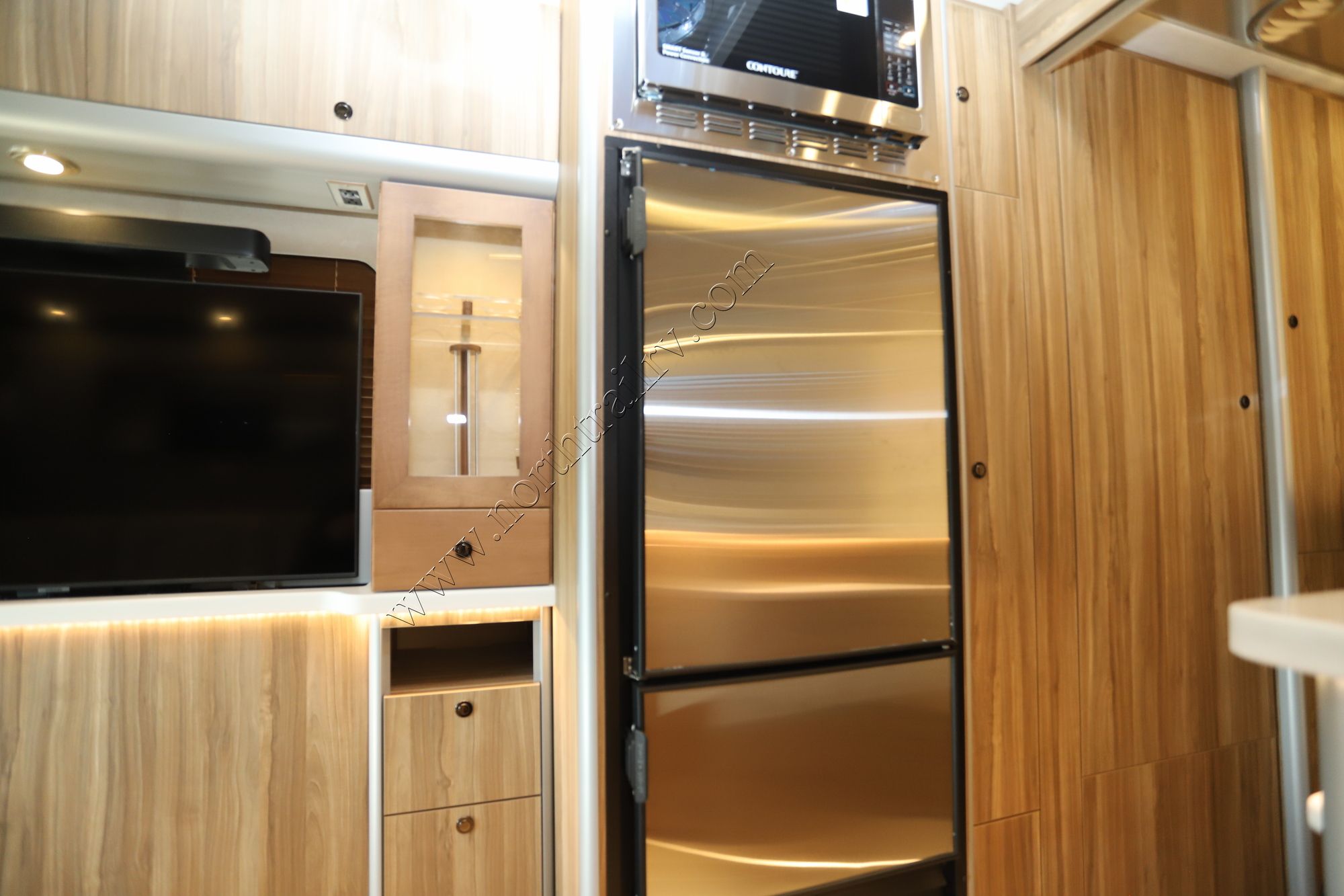 2026 Airstream Atlas Tommy Bahama Class C New  For Sale
