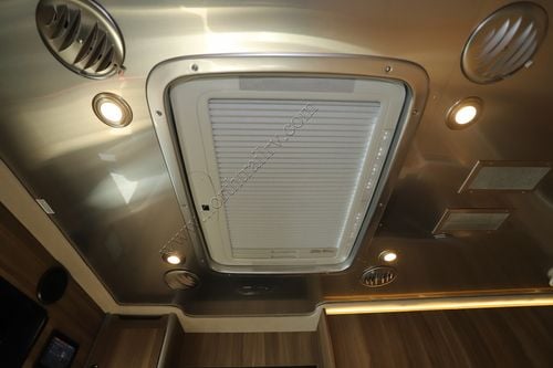 2026 Airstream Atlas Tommy Bahama