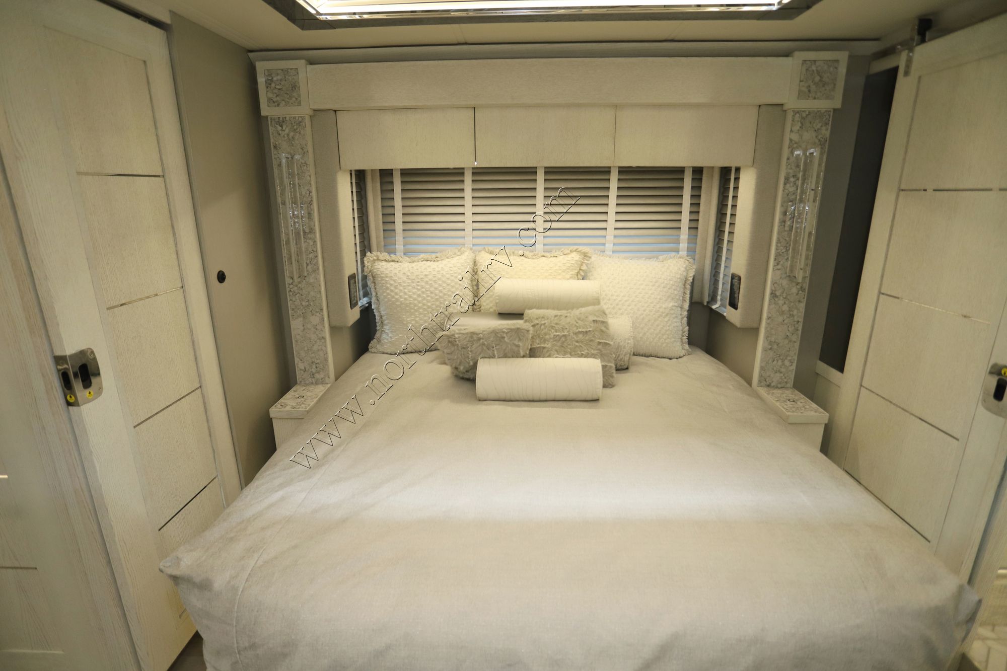 Used 2023 Newmar King Aire 4531 Class A  For Sale