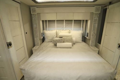 2023 Newmar King Aire 4531