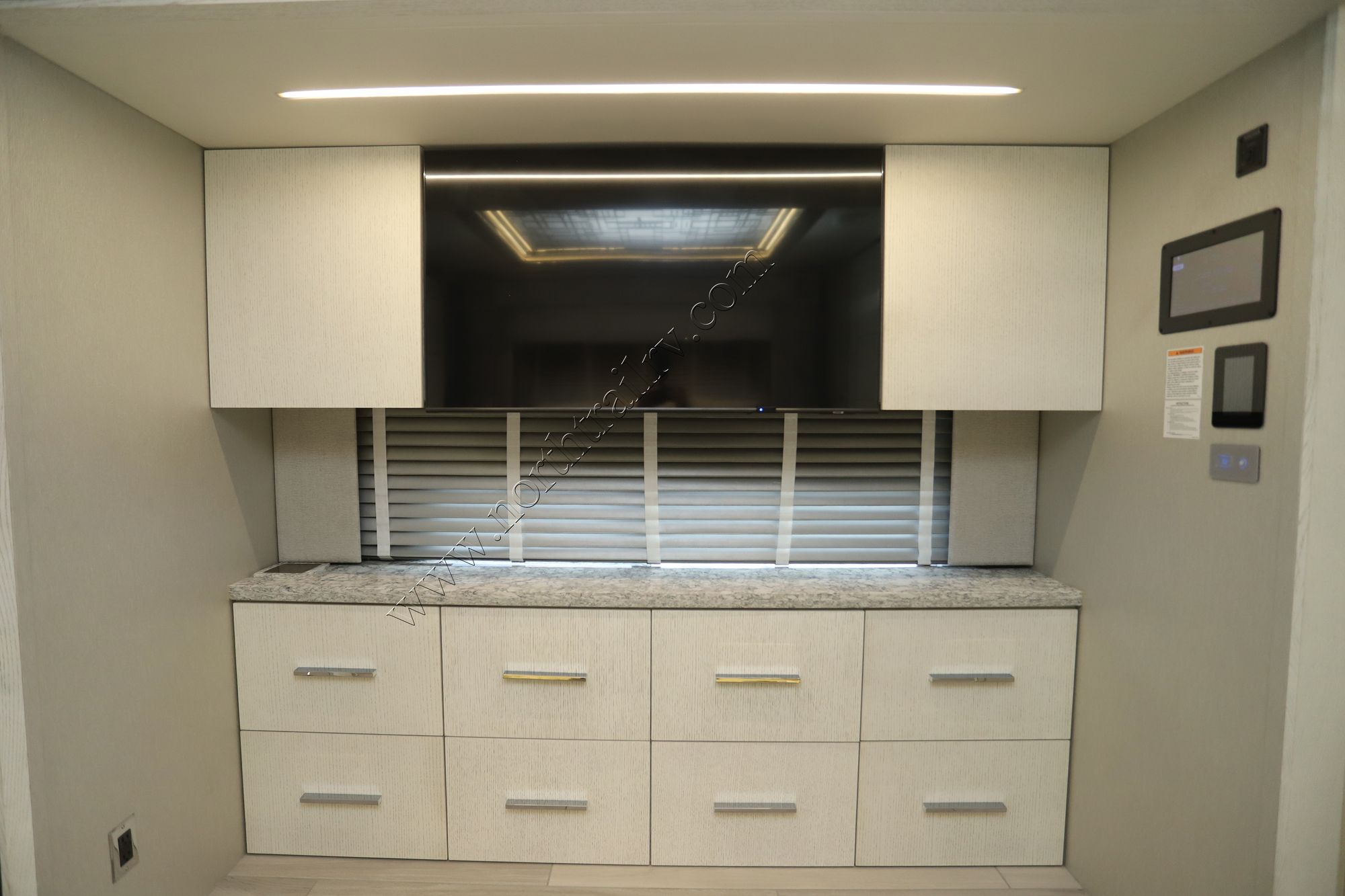 Used 2023 Newmar King Aire 4531 Class A  For Sale