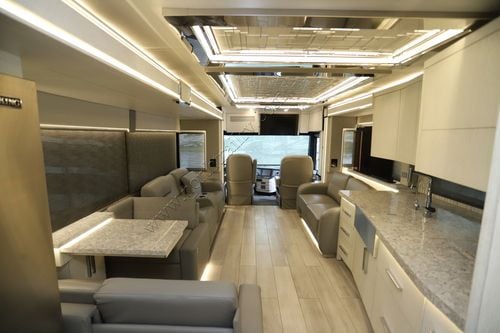 2023 Newmar King Aire 4531