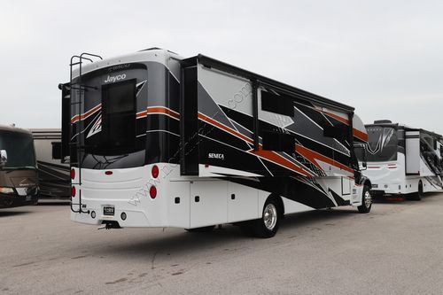 2026 Jayco Seneca 37L
