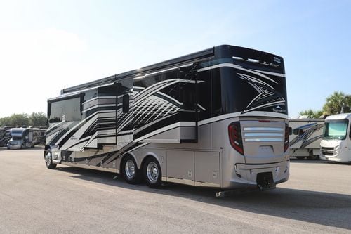 2022 Newmar Supreme Aire 4575