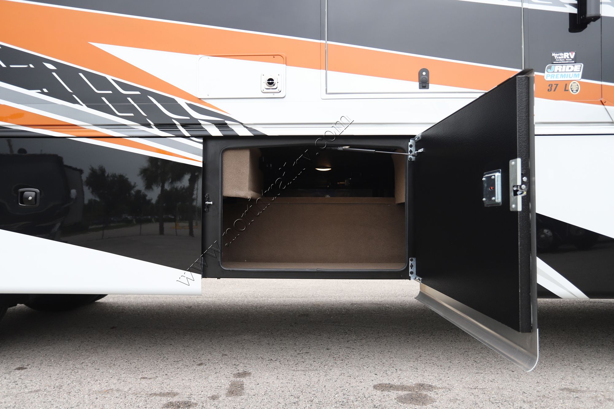 New 2026 Jayco Seneca 37L Super C  For Sale