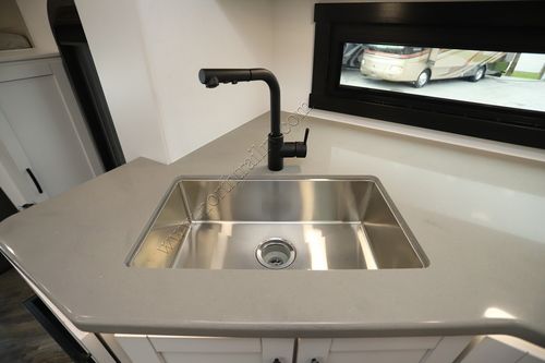 2026 Jayco Seneca 37L