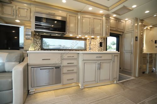 2022 Newmar Supreme Aire 4575