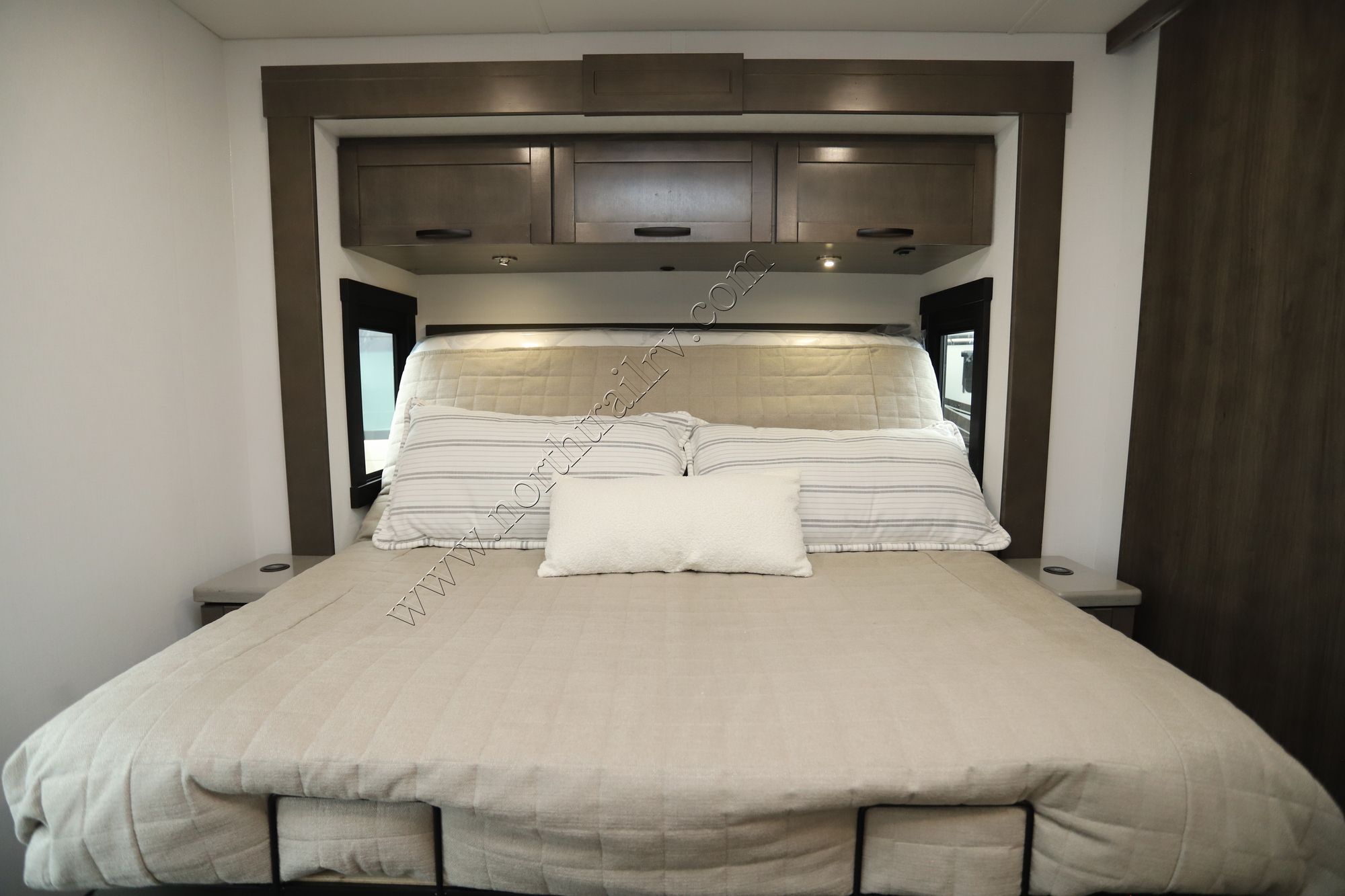 New 2026 Jayco Seneca 37L Super C  For Sale