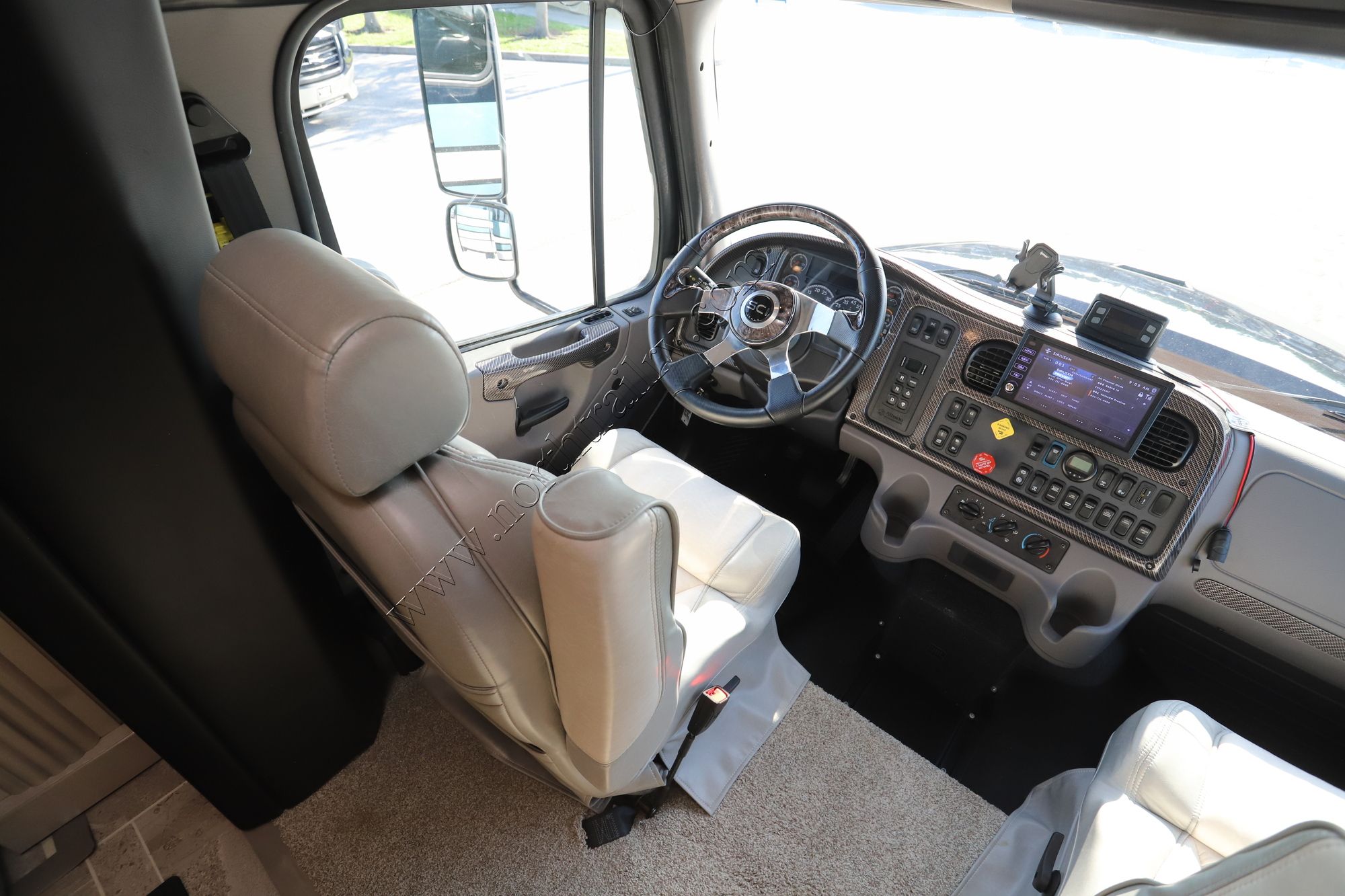 Used 2022 Newmar Supreme Aire 4575 Super C  For Sale