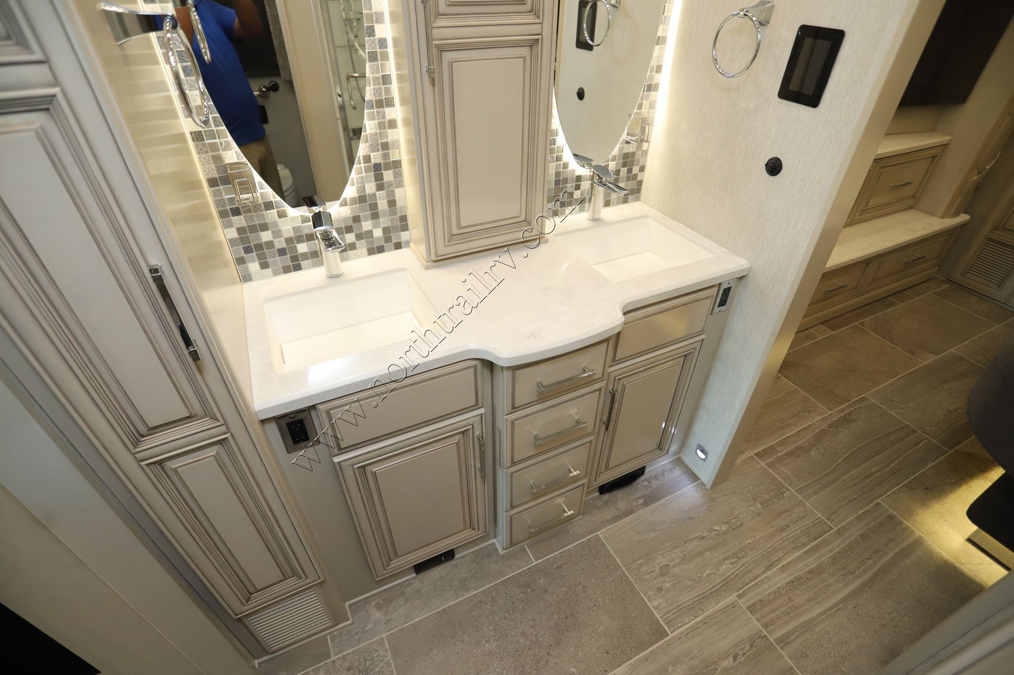 Used 2022 Newmar Supreme Aire 4575 Super C  For Sale