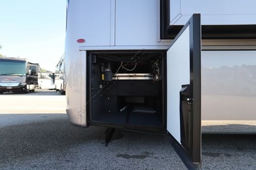 2022 Newmar Supreme Aire 4575