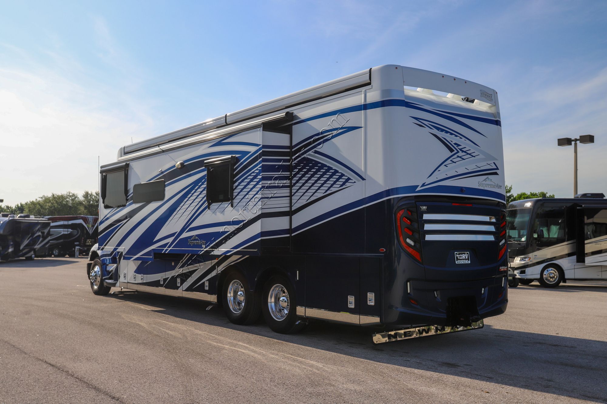 Used 2022 Newmar Supreme Aire 4051 Super C  For Sale