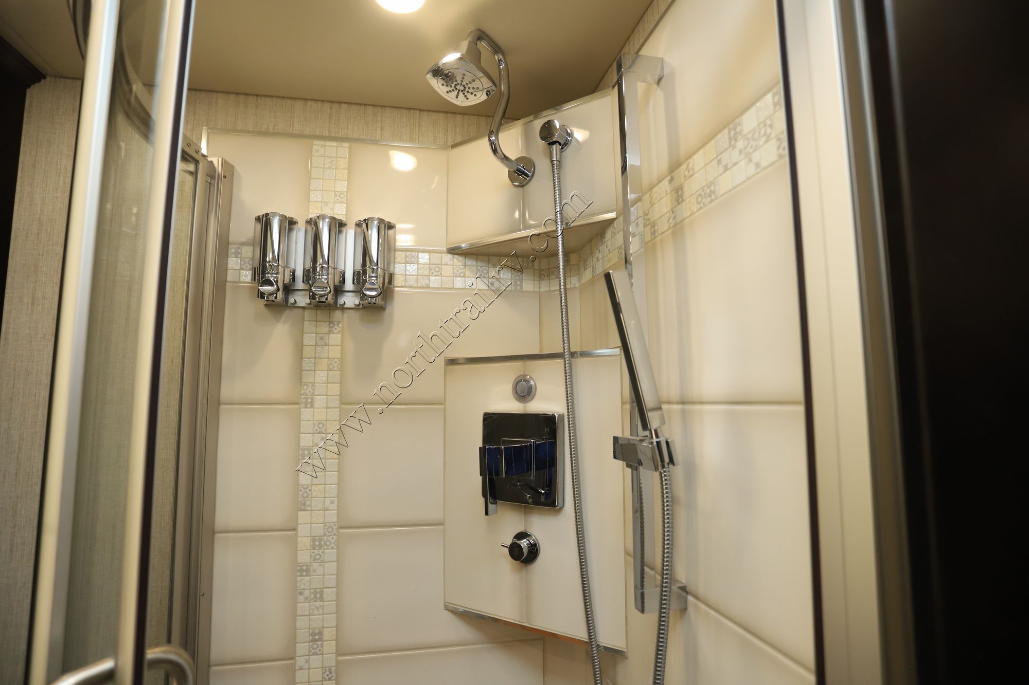 Used 2022 Newmar Supreme Aire 4051 Super C  For Sale