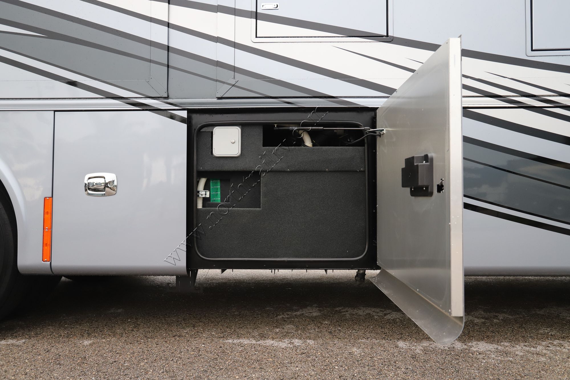 New 2026 Tiffin Motor Homes Phaeton 40IH Class A  For Sale