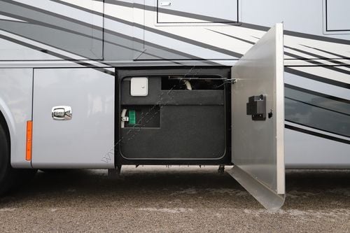 2026 Tiffin Motor Homes Phaeton 40IH