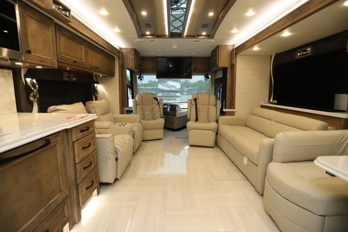 2026 Tiffin Motor Homes Phaeton 40IH