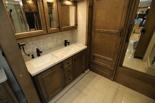 2026 Tiffin Motor Homes Phaeton 40IH