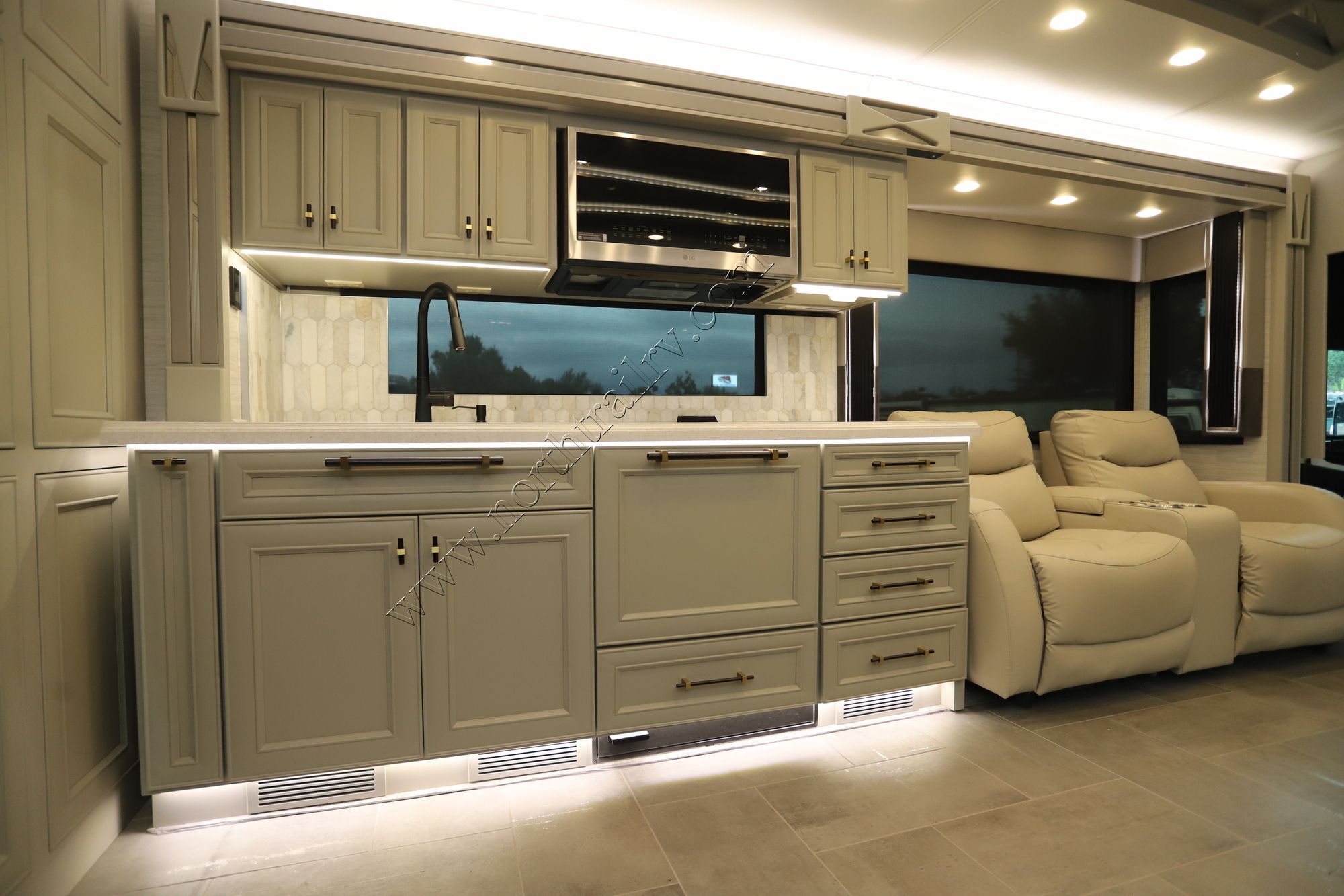 New 2026 Tiffin Motor Homes Allegro Bus 40IP Class A  For Sale