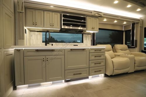 2026 Tiffin Motor Homes Allegro Bus 40IP