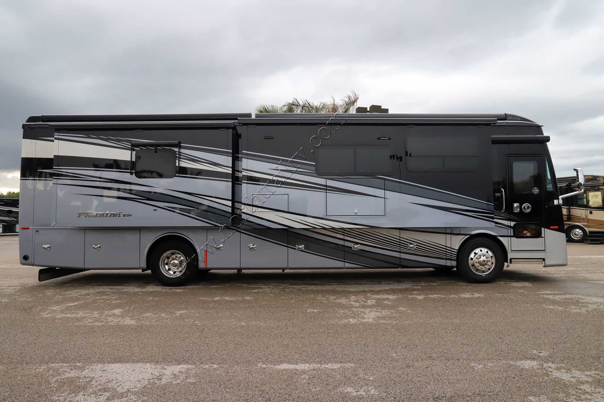 New 2026 Tiffin Motor Homes Phaeton 40IH Class A  For Sale