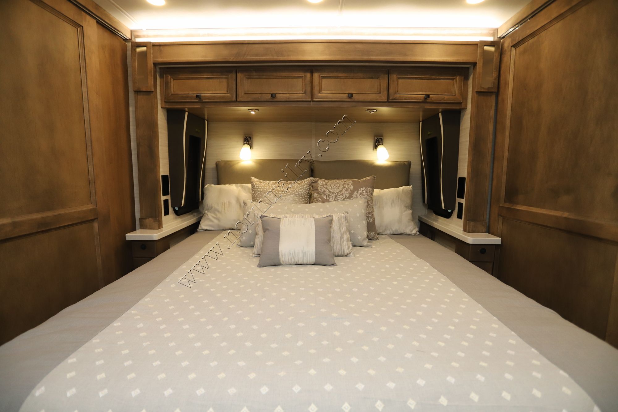New 2026 Tiffin Motor Homes Phaeton 40IH Class A  For Sale