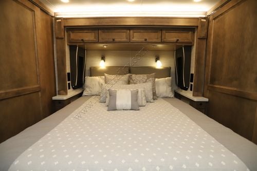 2026 Tiffin Motor Homes Phaeton 40IH