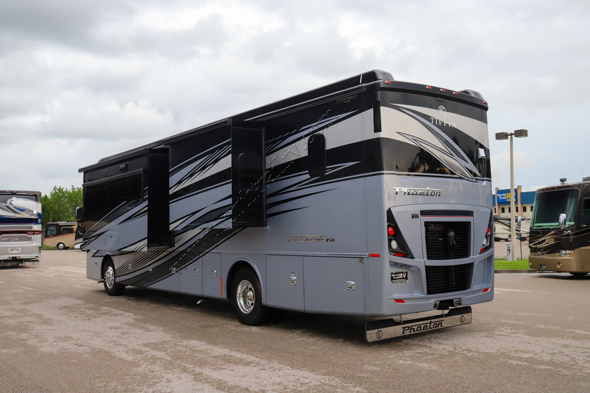 New 2026 Tiffin Motor Homes Phaeton 40IH Class A  For Sale
