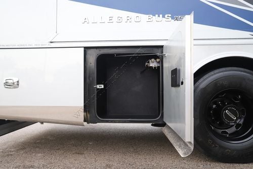 2026 Tiffin Motor Homes Allegro Bus 40IP