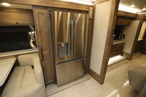 2026 Tiffin Motor Homes Phaeton 40IH