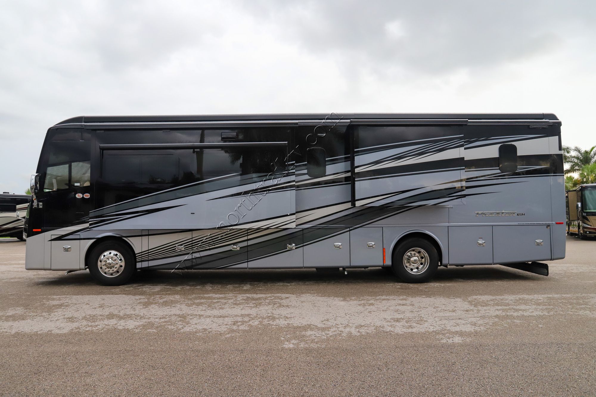 New 2026 Tiffin Motor Homes Phaeton 40IH Class A  For Sale