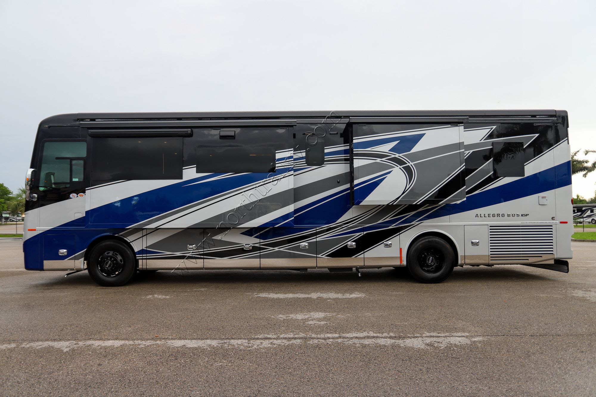 New 2026 Tiffin Motor Homes Allegro Bus 40IP Class A  For Sale
