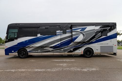2026 Tiffin Motor Homes Allegro Bus 40IP