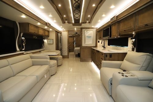 2026 Tiffin Motor Homes Phaeton 40IH