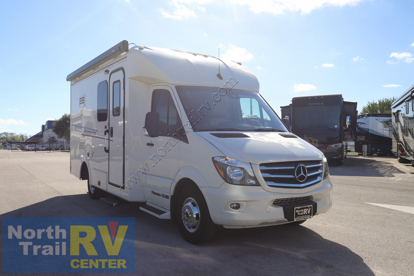 2019 Pleasure-Way Plateau XLMB 15820-1