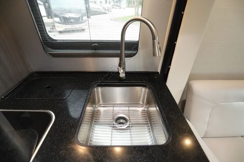 2021 Airstream Atlas MB