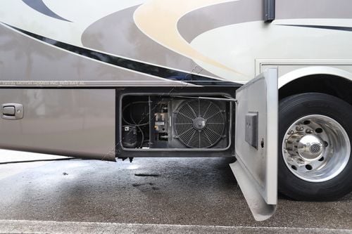 2014 Tiffin Motor Homes Breeze 32BR