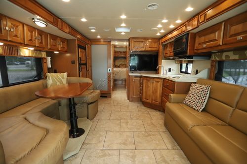 2014 Tiffin Motor Homes Breeze 32BR