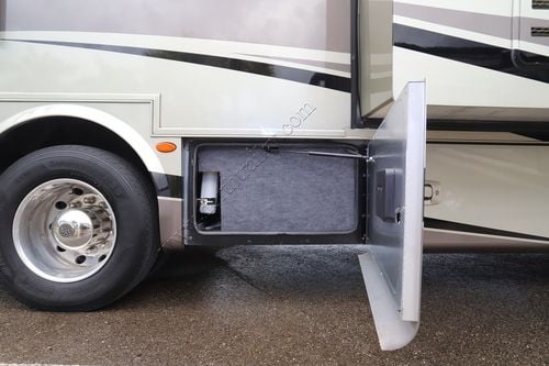 2014 Tiffin Motor Homes Breeze 32BR